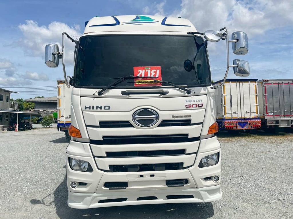 สิบสองล้อตู้สิบบาน HINO GY2P 380แรง ปี 65 (2556) สิบสองล้อตู้สิบบาน HINO GY2P 380แรง ปี 65 (2556)