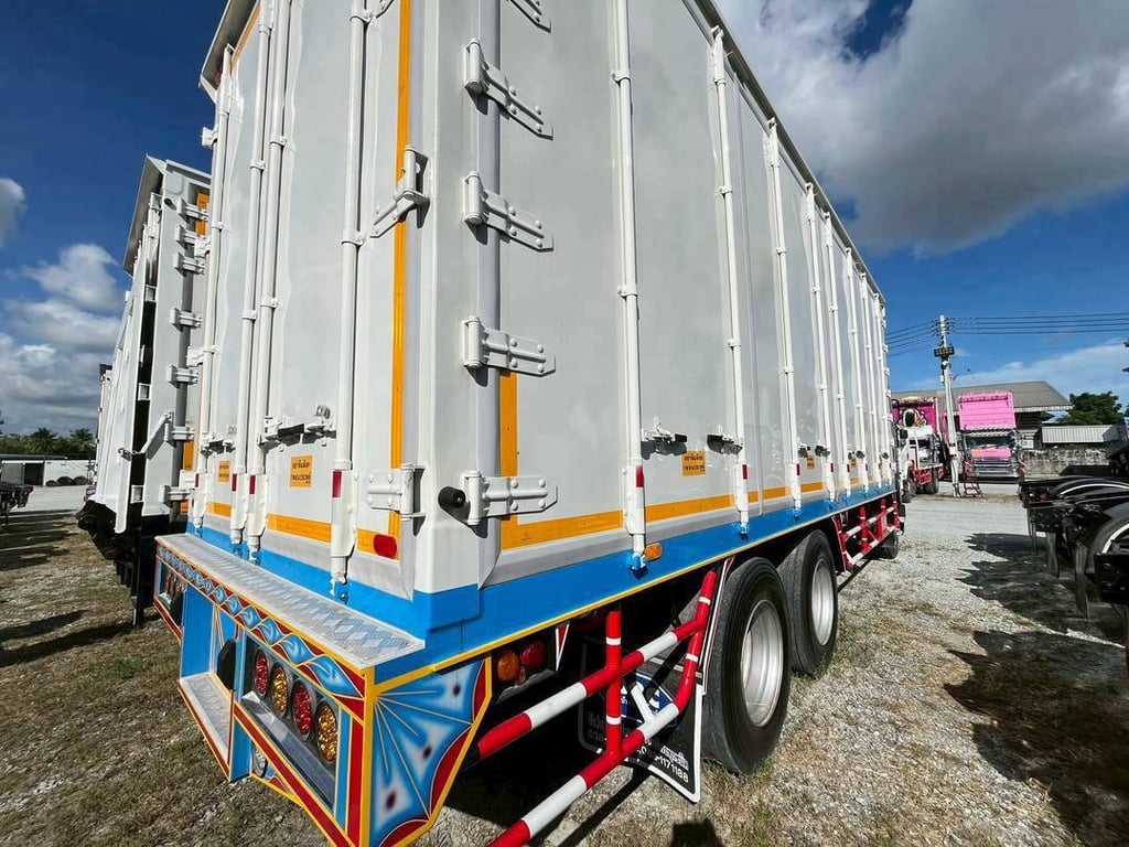 สิบบาน ISUZU FVM 240แรง ปี 56 (4822) 