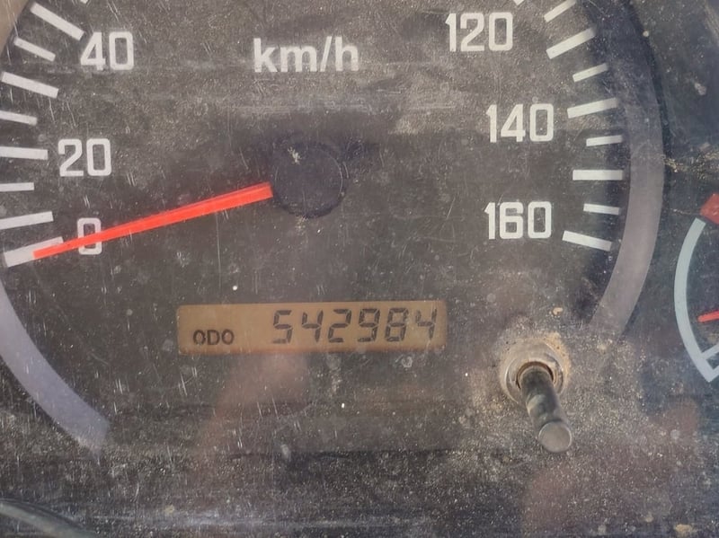 หกล้อโดยสาร ISUZU NPR 150แรง ปี 54 (6451)