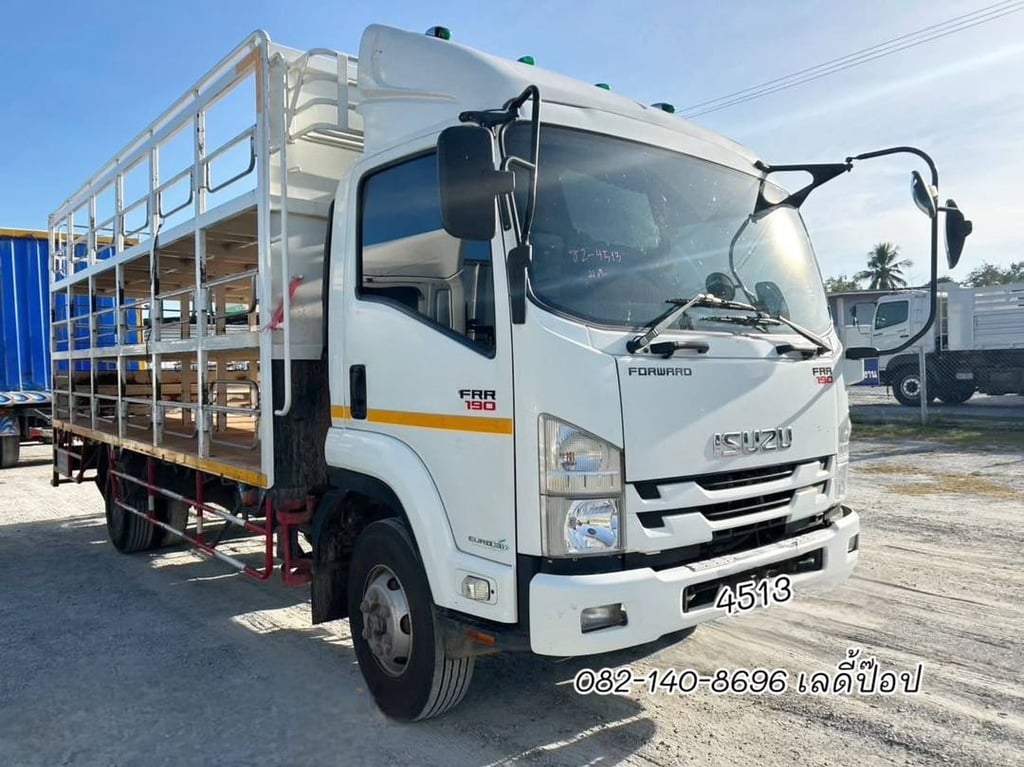 หกล้อบรรทุกน้ำดื่ม ISUZU FRR 190แรง ปี 64 (4513)