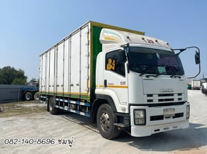 หกล้อตู้สิบบาน ISUZU FTR 240 แรง ปี 2559 (3447)