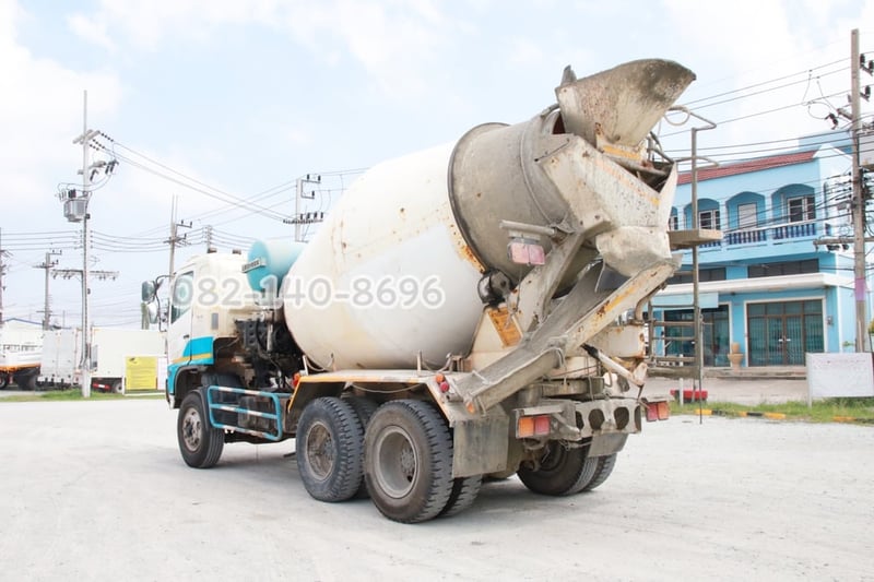 สิบล้อโม่ปูน HINO FM1A 330 แรง ปี 55 (0741) สิบล้อโม่ปูน HINO FM1A 330 แรง ปี 55 (0741)