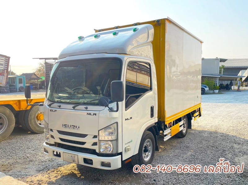 สี่ล้อตู้จัมโบ้ ISUZU NLR 104แรง ปี 64 (1635) สี่ล้อตู้จัมโบ้ ISUZU NLR 104แรง ปี 64 (1635)