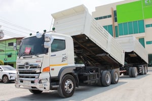 สิบล้อดั้มพ์ HINO FM1A 344 แรง ปี 60  หางดั้มพ์สามเพลา อู่แม็กเทรลเลอร์ ปี 65(2539 3778) 