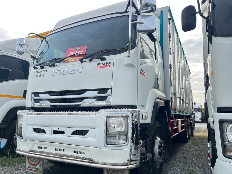 สิบล้อตู้สิบบาน ISUZU FVM 300แรง ปี 62 (0634)