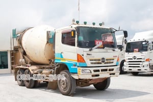 สิบล้อโม่ปูน HINO FM1A 330 แรง ปี 55 (0742) สิบล้อโม่ปูน HINO FM1A 330 แรง ปี 55 (0742)