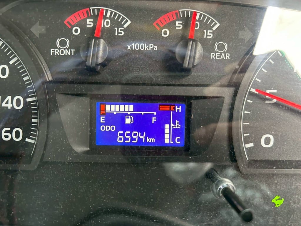 สิบล้อหัวคัสซี HINO FM1A 344 แรง ปี 2567 (2969) สิบล้อหัวคัสซี HINO FM1A 344 แรง ปี 2567 (2969)