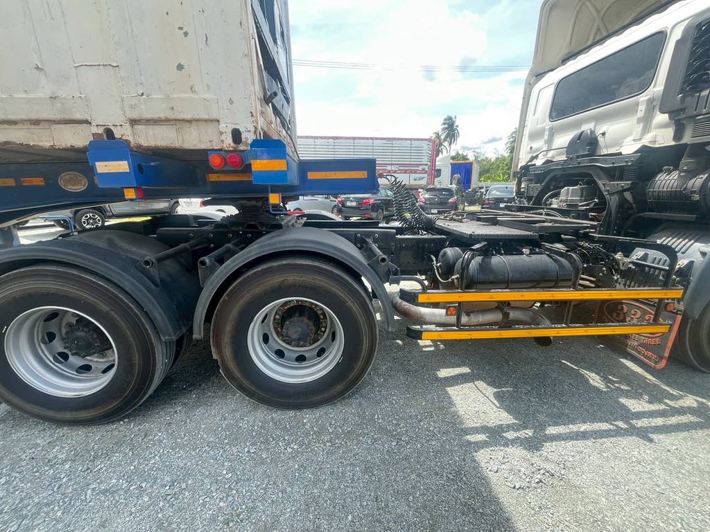 หัวลาก HINO FM2P 380แรง ปี 2565 (9228)