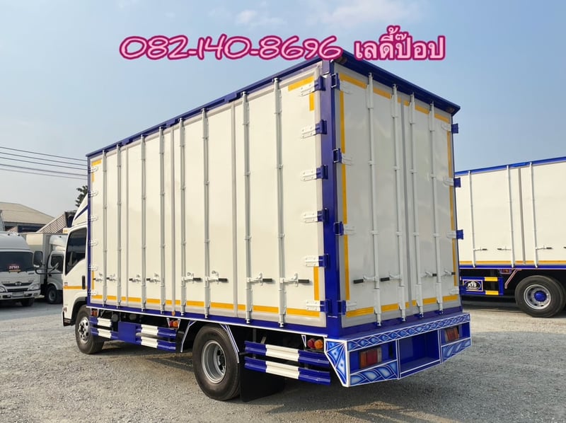หกล้อตู้สิบบาน ISUZU NPR 150แรง ปี 2565 (5464) หกล้อตู้สิบบาน ISUZU NPR 150แรง ปี 2565 (5464)