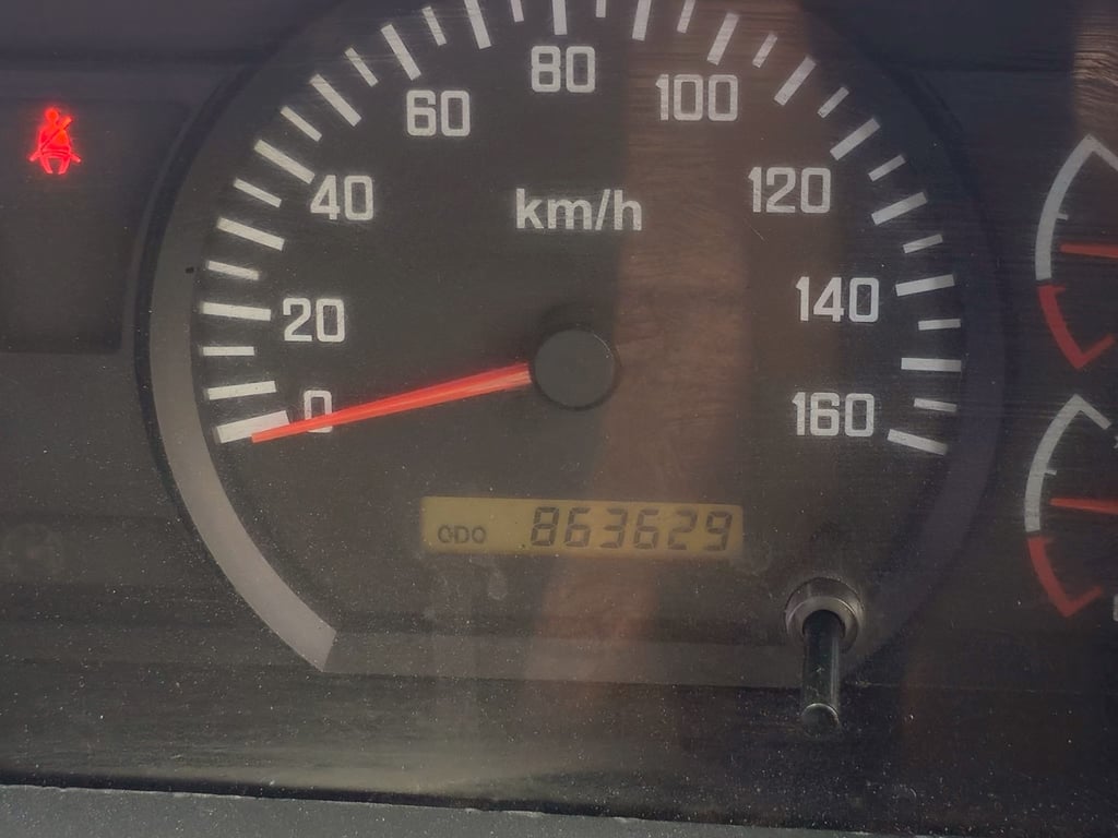 สิบล้อหัวลาก ISUZU GXZ 360แรง ปี 2555 (6863) สิบล้อหัวลาก ISUZU GXZ 360แรง ปี 2555 (6863)