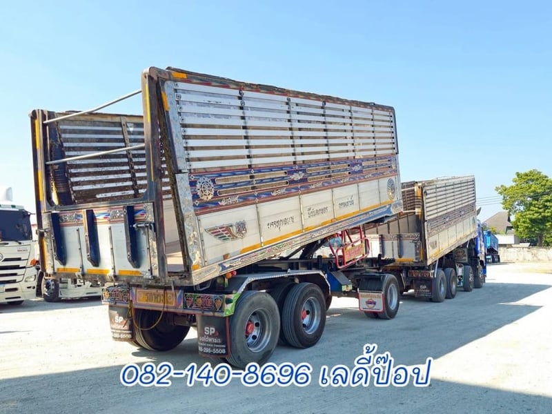 รถสิบสองล้อดั้มพ์พ่วง ISUZU FYH 360แรง ปี 56 (2505,2506) รถสิบสองล้อดั้มพ์พ่วง ISUZU FYH 360แรง ปี 56 (2505,2506)