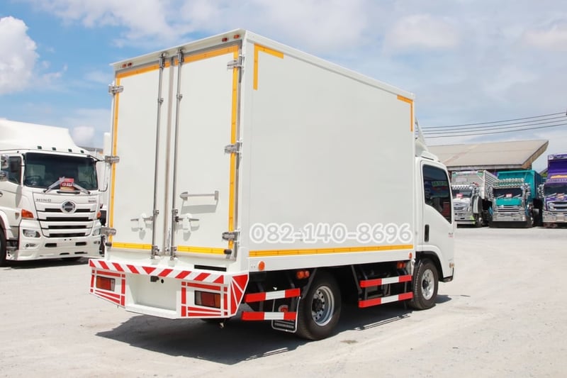 สี่ล้อตู้เย็น ISUZU NLR 130 แรงม้า ปี 62 (5503) สี่ล้อตู้เย็น ISUZU NLR 130 แรงม้า ปี 62 (5503)