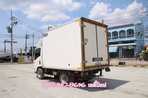สี่ล้อตู้เย็น ISUZU NLR 130แรง ปี 66 (8088)
