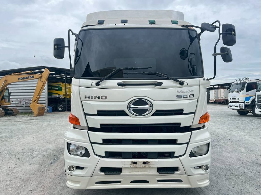 สิบล้อหัวลาก HINO FM1A 344 แรง ปี 2559 (9030) สิบล้อหัวลาก HINO FM1A 344 แรง ปี 2559 (9030)
