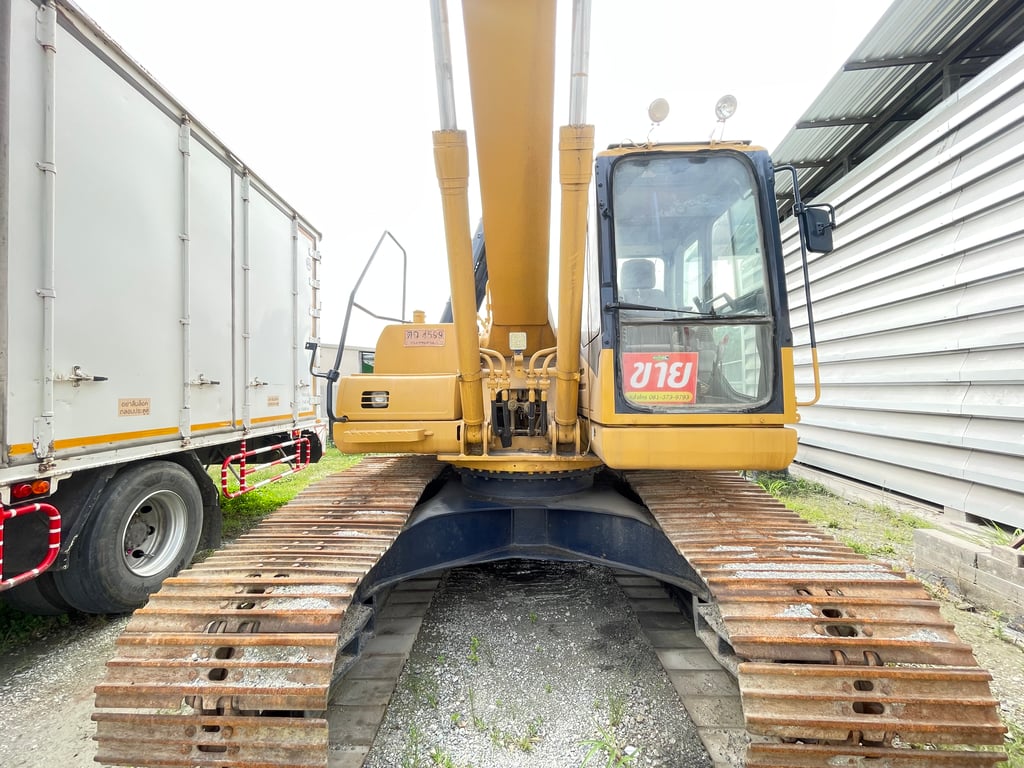 รถแบ็คโฮ KOMATSU PC200 รุ่น 7 ปี 48 (4599) รถแบ็คโฮ KOMATSU PC200 รุ่น 7 ปี 48 (4599)
