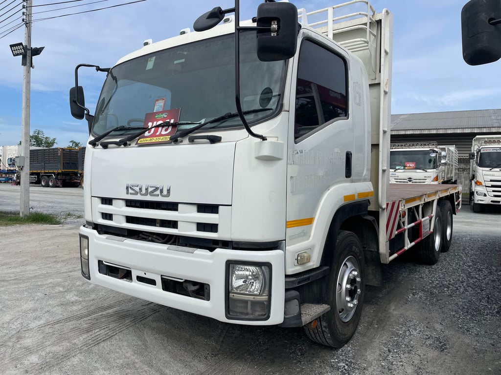 สิบล้อพื้นเรียบ ISUZU FVZ 300แรง ปี 2557 (0812) สิบล้อพื้นเรียบ ISUZU FVZ 300แรง ปี 2557 (0812)