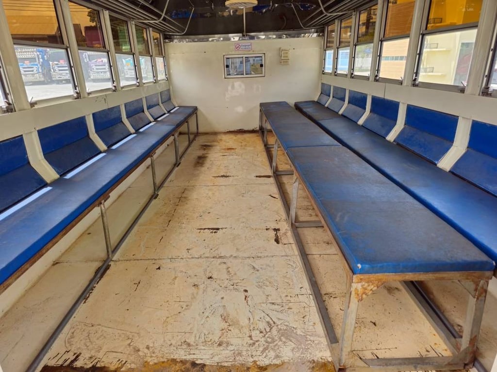 หกล้อโดยสาร HINO XZU 150แรง ปี 66 (2429) หกล้อโดยสาร HINO XZU 150แรง ปี 66 (2429)