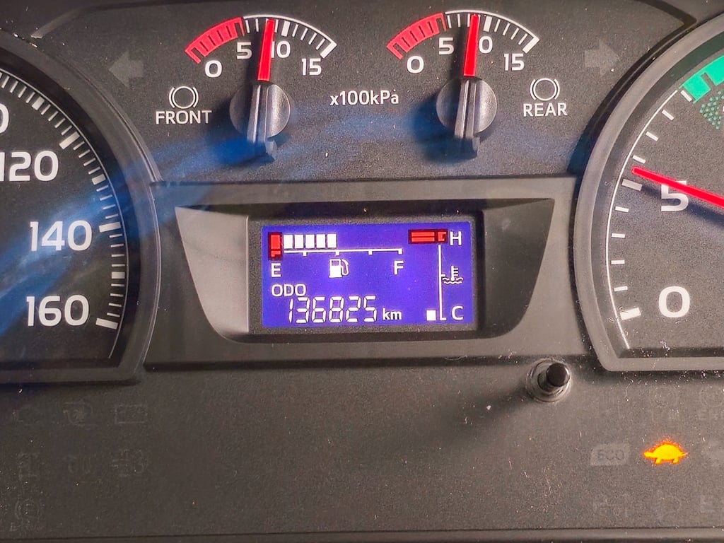 สิบล้อดั้มพ์เกษตร HINO VICTOR 500 FM1A 344แรง ปี 2566 (2108)