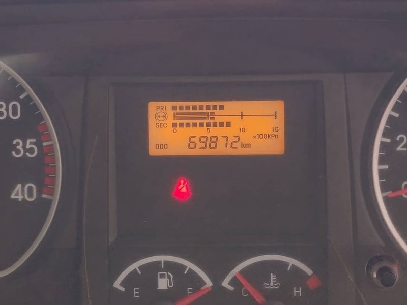 หกล้อคอกกระบะมิเนียม ISUZU FRR 210 แรง ปี 2565 (9202)