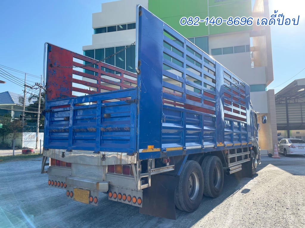 สิบล้อคอก ISUZU FVM 300 แรง ปี 2554 (5126)