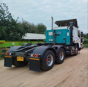 VOLVO FL รถบรรทุก หัวลาก 10ล้อ หัวลาก เฉพาะหัว ปี1996 เลขไมล์มากกว่า 800,000 กม.