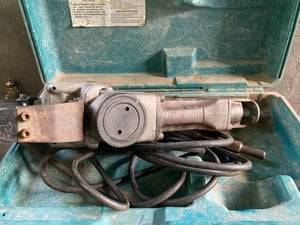 เครื่องสกัดMAKITA HM 1201 ญี่ปุ่นแท้ เครื่องสกัดMAKITA HM 1201 ญี่ปุ่นแท้