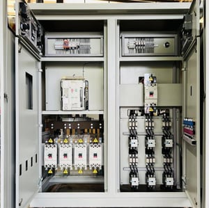 Mdb Main air circuit breaker Mitsubishi 1600A breaker ย่อย Mitsubishi 5 ตัว Capbank 6x50kvar Pipat Mobile:098-2641749