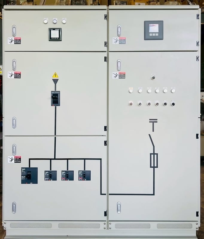 ขายตู้ Mdb Main breaker Schneider 800A breaker ย่อย Schneider 4 ตัว Capbank Schneider 6x25kvar Pipat  Mobile:098-2641749