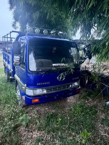HINO YF 200แรงม้า รถบรรทุก 6ล้อ ดั้มพ์ ปี1996