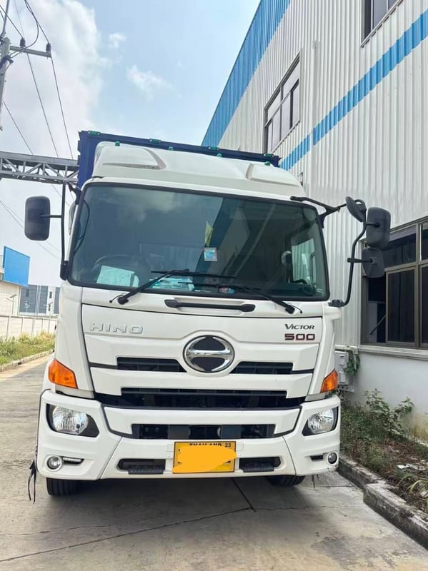HINO FG 240แรงม้า รถบรรทุก 6ล้อ ตู้แห้ง ปี2022 เลขไมล์ 107,458 กม.