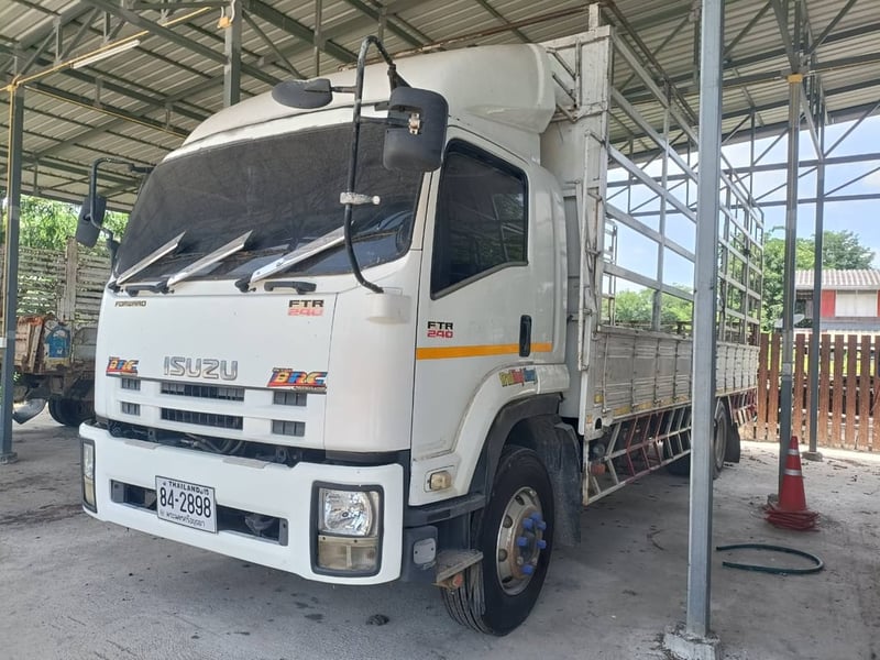 หกล้ออีซูซุ ftr 240 คอกสูง