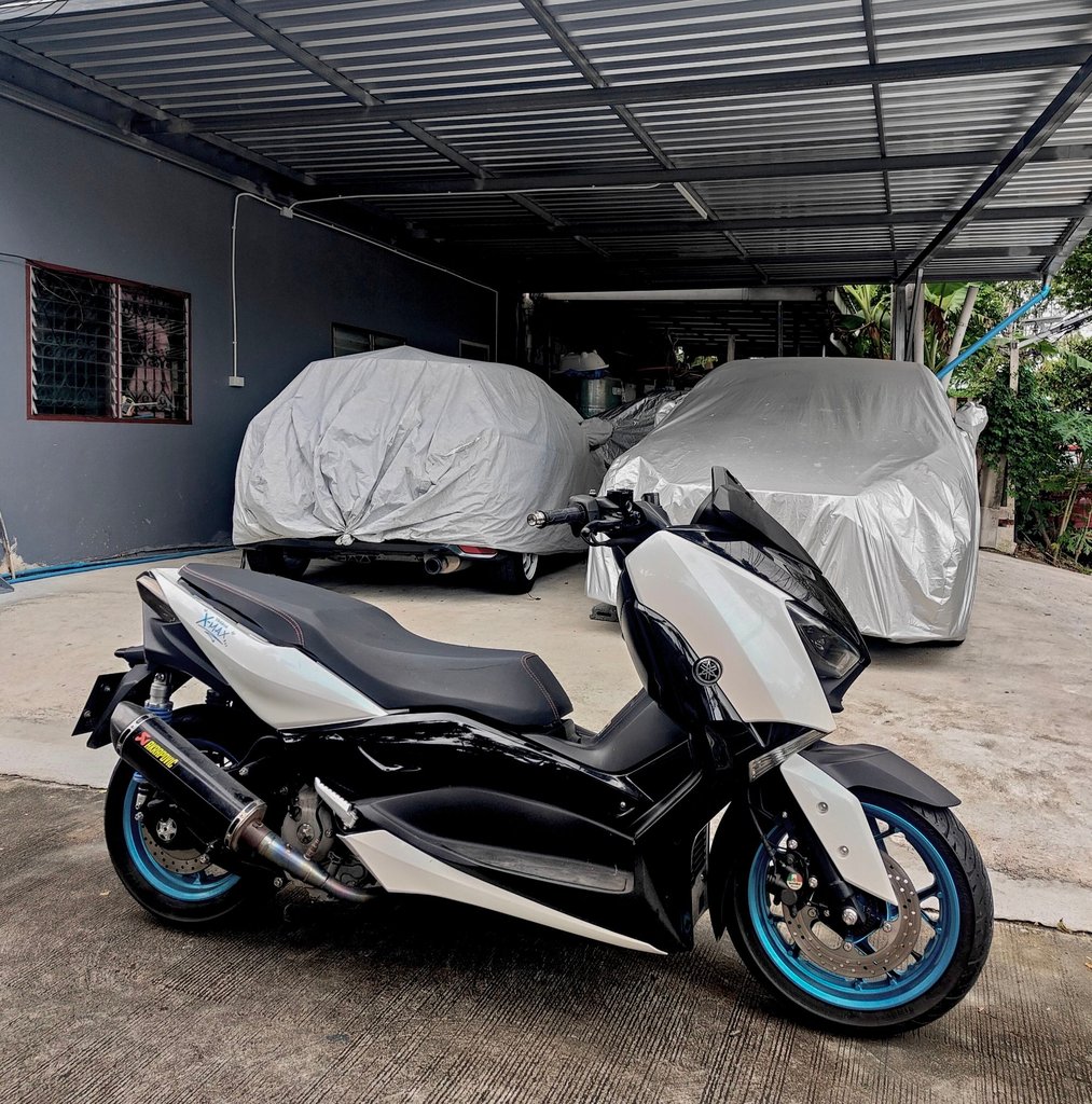 Xmax300 ปี2021 ขับน้อยรถบ้าน สภาพนางฟ้า Xmax300 ปี2021 ขับน้อยรถบ้าน สภาพนางฟ้า