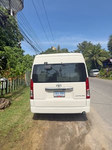 ขาย toyota commuter