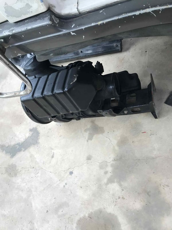 หัวเก๋งสิบล้อสิงห์ไฮเทค หัวกว้าง แถมกันชนหน้าสเตนเลส