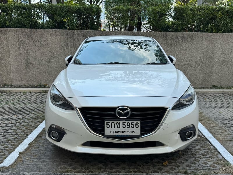 รถ Mazda 3 ปี 2016 สภาพสวย พร้อมใช้งาน