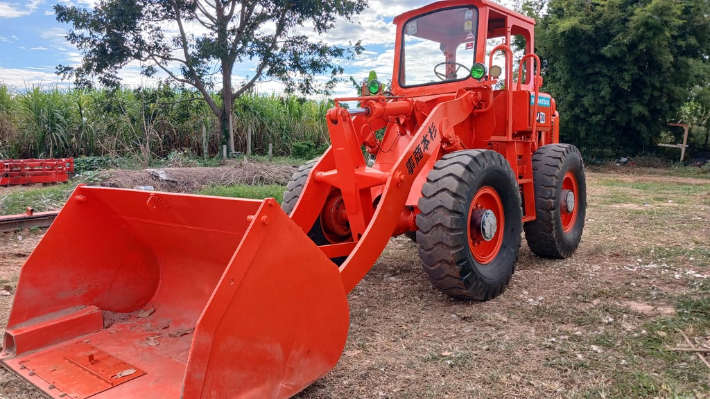 ขายรถตัก komatsu Jh30 ขายรถตัก komatsu Jh30