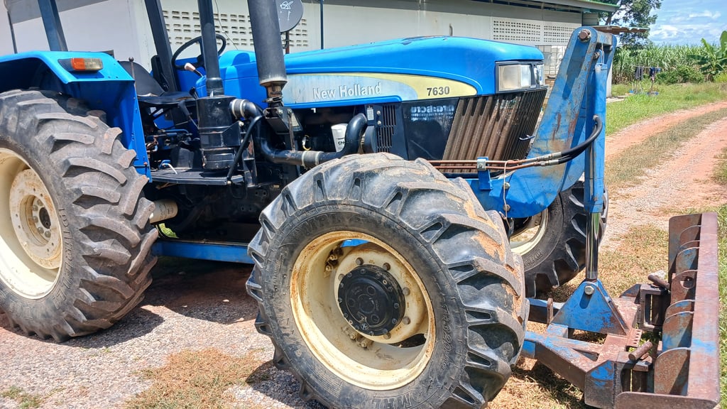 ขายรถไถ NEW HOLLAND