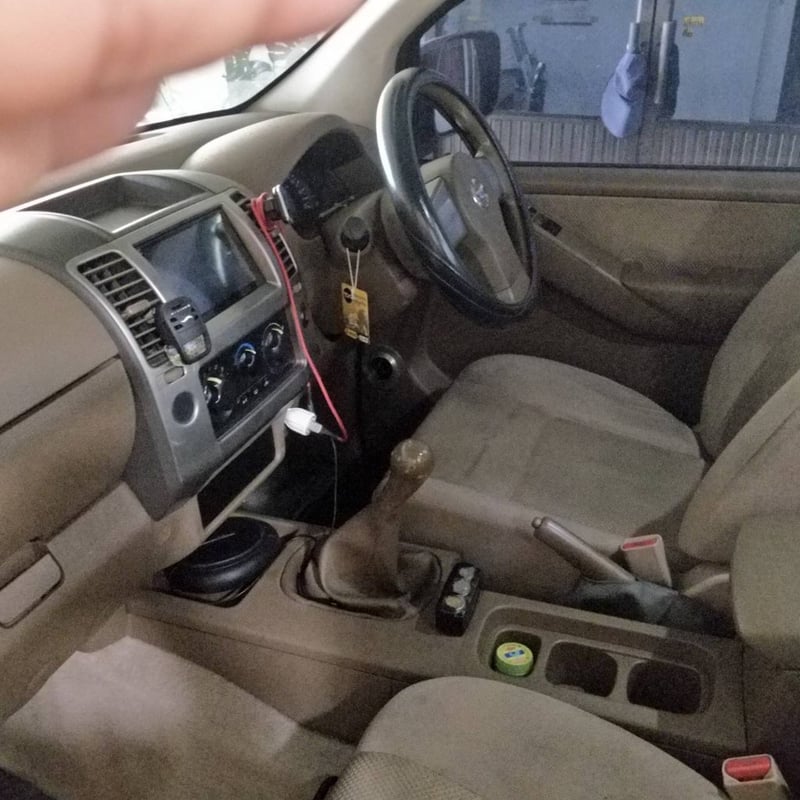 เจ้าของขายเอง nissan navara คาลิเบอร์ ปี 2010 เจ้าของขายเอง nissan navara คาลิเบอร์ ปี 2010