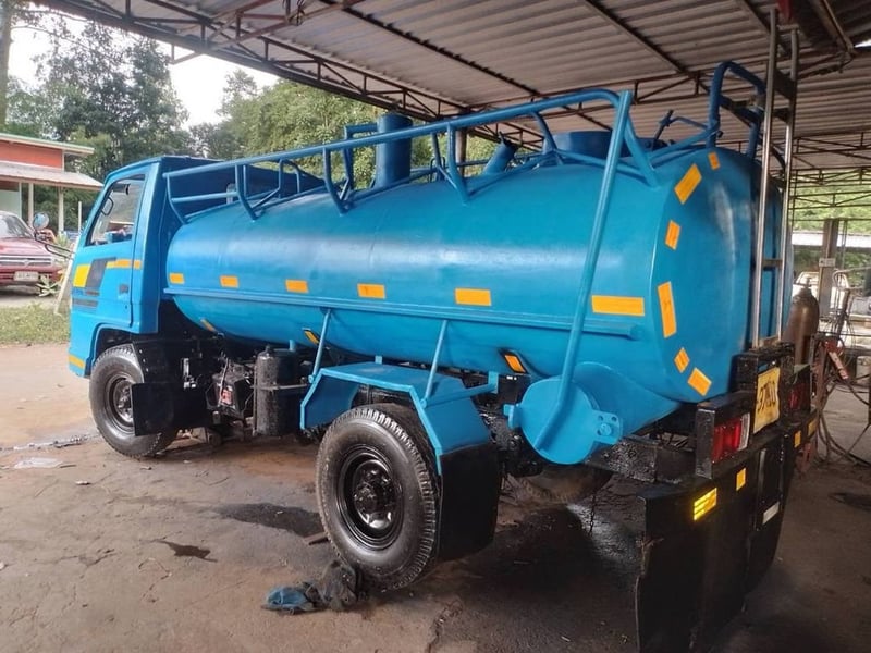 #ขายถูก 195,000 รถ 4 ล้อ ดูดสิ่งปฎิกลู ISUZU NKR55E  