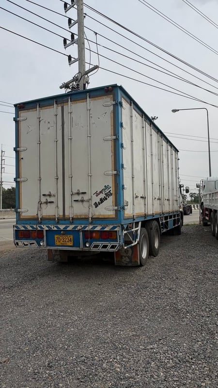 🚛รถบรรทุก เครื่ิองอึด ทน 