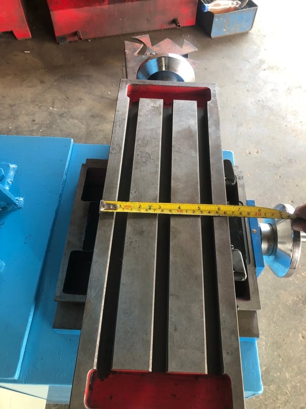 เครื่องไสแนวตั้ง(เครืี่องกระทุ้ง)