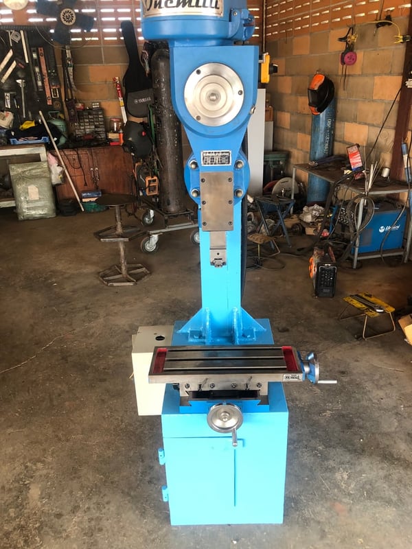 เครื่องไสแนวตั้ง(เครืี่องกระทุ้ง)