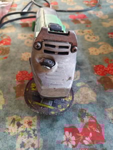 ขายหินเจียร hitachi 4 นิ้ว ราคา 450 บาท รวมส่งให้ เห็นสภาพแบบนี้เสียงหวานไม่ตอนใครติดต่อมาแล้วอยู่ใกล้ยินดีให้ทดลอ