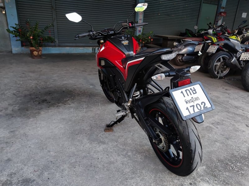 ลดราคา Yamaha M-Slaz ครับ