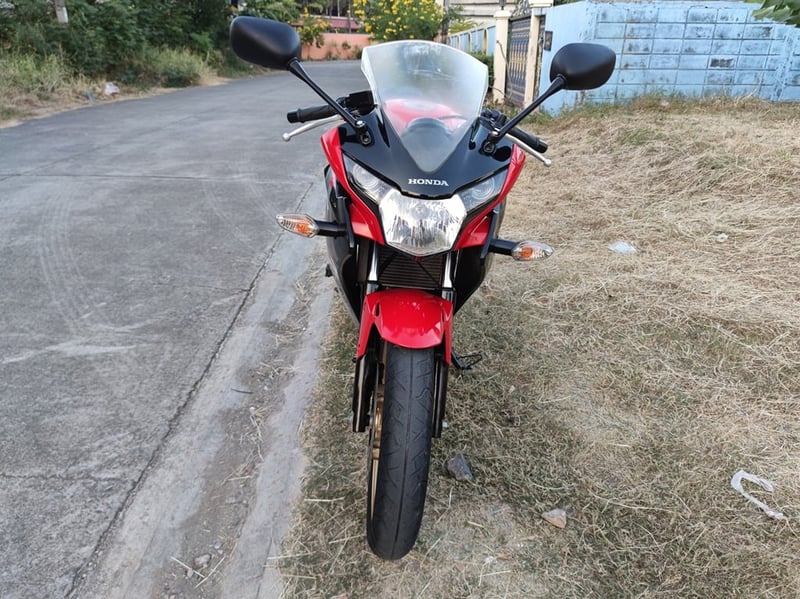 ลดราคา Honda CBR 150R ครับ