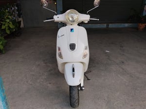 ลดราคา Vespa LT 125 3Vie ครับ