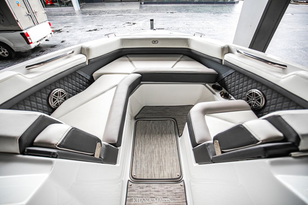 2021 Cobalt R6 Outboard | Mercury 300HP 2021 Cobalt R6 Outboard | Mercury 300HP