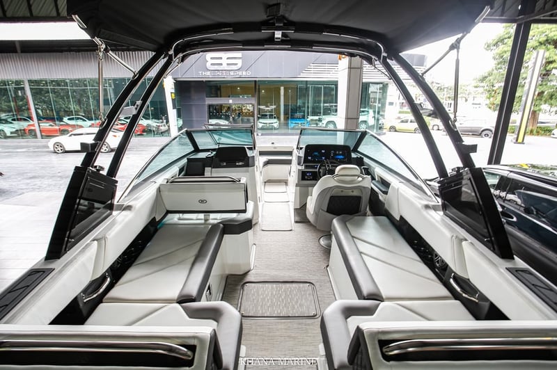 2021 Cobalt R6 Outboard | Mercury 300HP