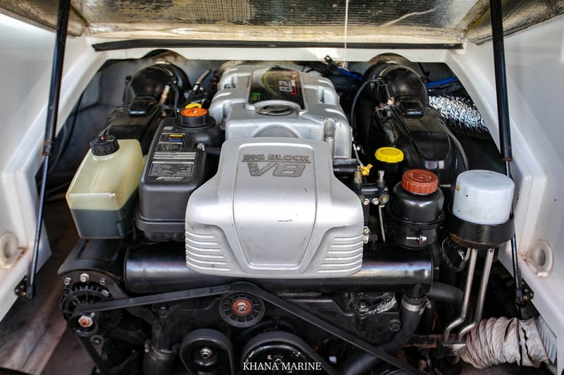 2013 Azure Cruiser 298 Sport series | MerCruiser 8.2L MPI 2013 Azure Cruiser 298 Sport series | MerCruiser 8.2L MPI