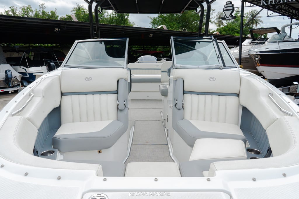 2018 Cobalt 25 SC Outboard | Yamaha 300HP